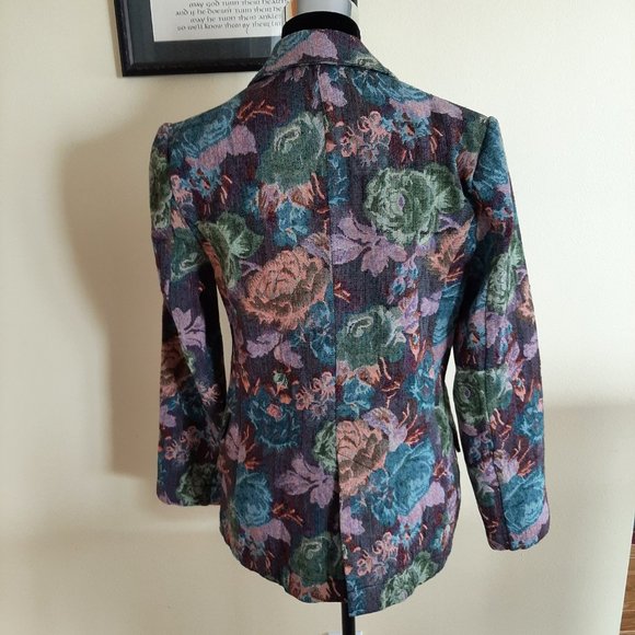 Emerald xo Ivy Lavender Brocade Jacket (jacket only) - Picture 7 of 10